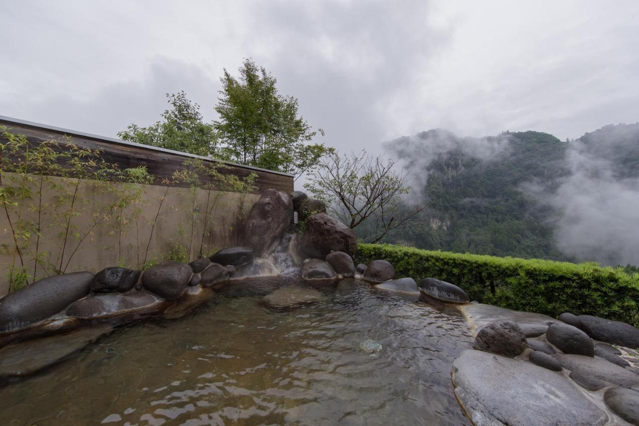 Hotel Okuhita Onsen Umehibiki Extérieur photo