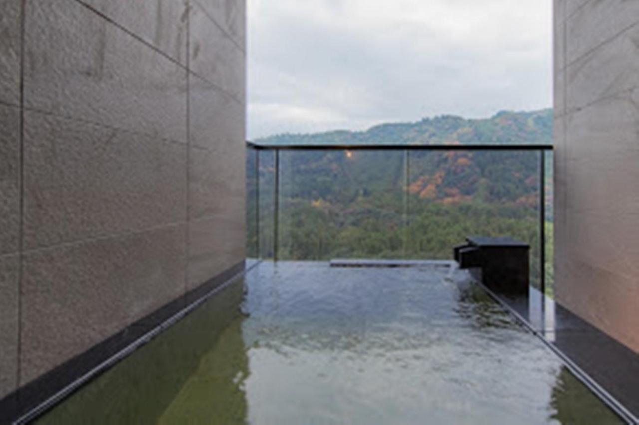 Hotel Okuhita Onsen Umehibiki Extérieur photo