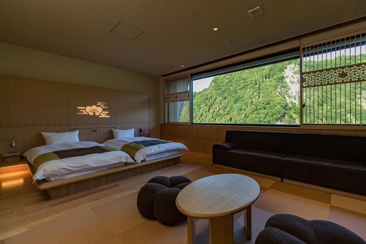 Hotel Okuhita Onsen Umehibiki Extérieur photo